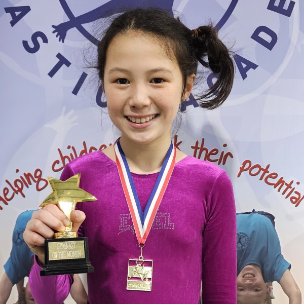 Estella_GOM_Nov 25 (Crop 600)